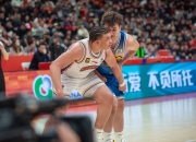 壹号娱乐-加时末段体能课后；法兰克福主帅复盘备战CBA季后赛；赛场秩序良好；纪律约束更严格的简单介绍