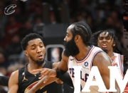 壹号娱乐-关于哈登回归赛场，突破纪录首场状态亮眼，热火观众沸腾！的信息